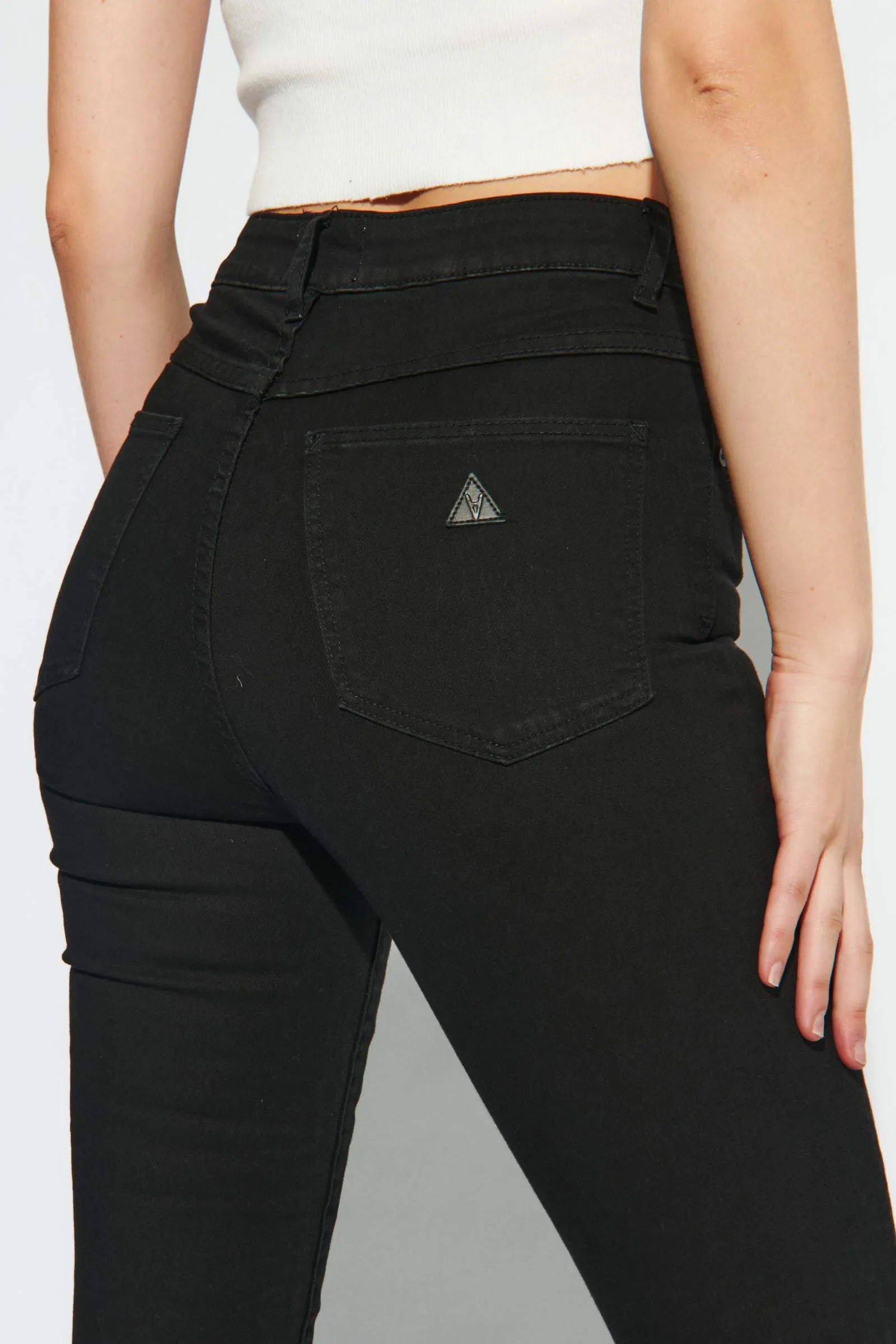 Abrand - A High Skinny Jean,  Black Magic