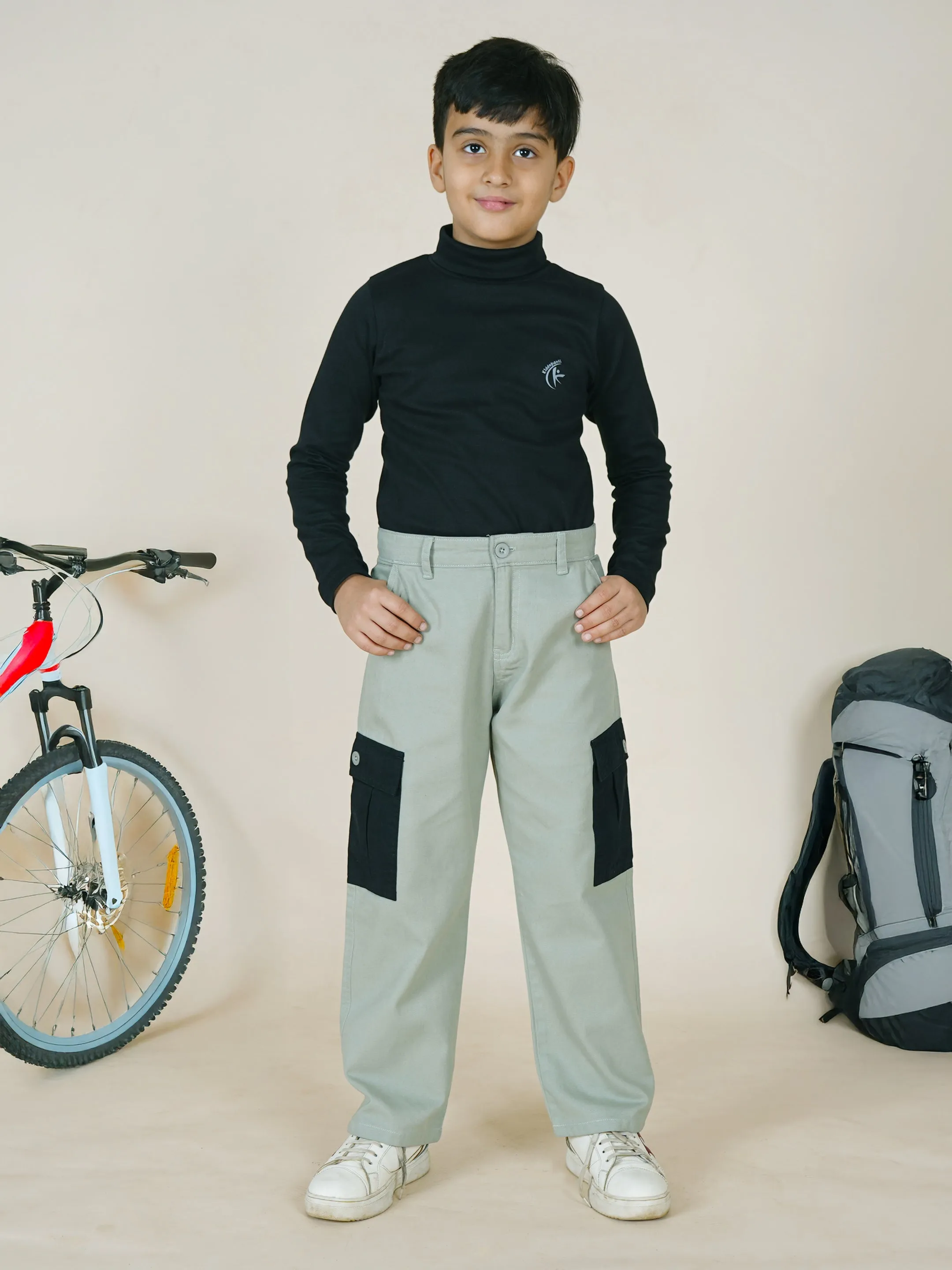 Boys Cotton Full Length Thigh Cut Sew Cargo Pant  With Contrast Pocket